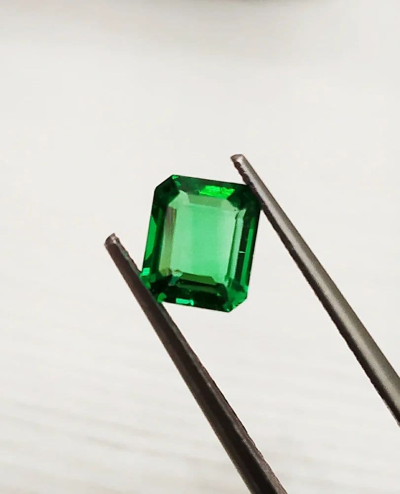 Natural Emerald Octagon view 2